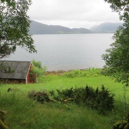 Вилла Tiny House With Fjordview! Lauvstad Экстерьер фото